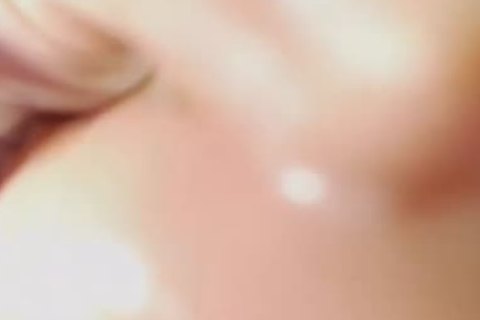 Stripteasing sheboy Cums admirable