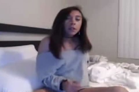 fine tranny In daybed Stroking Her weenie