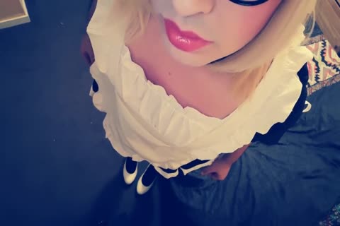Sissy Maid Noemie Play With Here Boyfriend vibrator