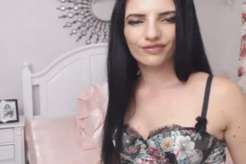 juicy ladyboy Jerking In Front Of webcam