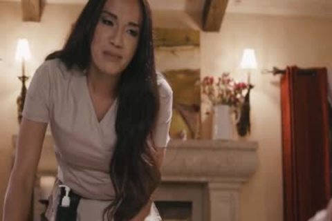 Ts Jessica Satisfy Her Customers butthole Needs