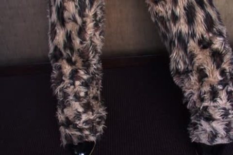 Leggy asian lady-man In stockings Solo