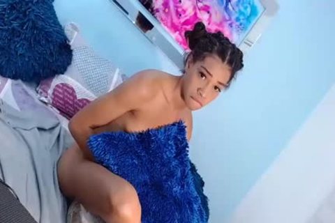 Natashasummer webcam tgirl