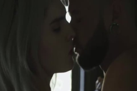 slim Fit blond Tbabe Ella Hollywood Analed In The daybed