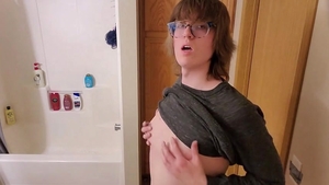 Trans beauty Stephanie Sprays humongous ejaculation All Over baths Floor